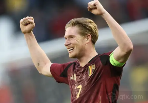 图片报：巴萨希望签下一名左边锋，正关注莱比锡的迪奥曼德