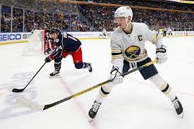 ▶️ 皇家马德里1-0皇家贝蒂斯 来源：皇马官方推特2️⃣ 下半场开始！